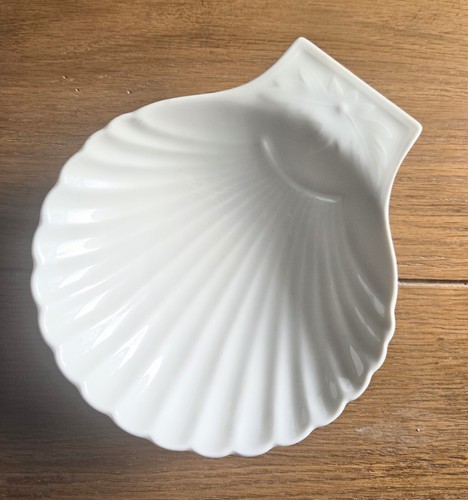 Apilco white porcelain dish - porcelain,